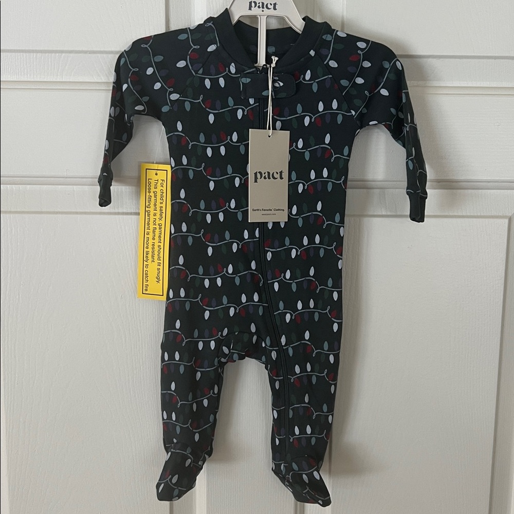 Pact Baby Holiday Pajama Set 0-3 months